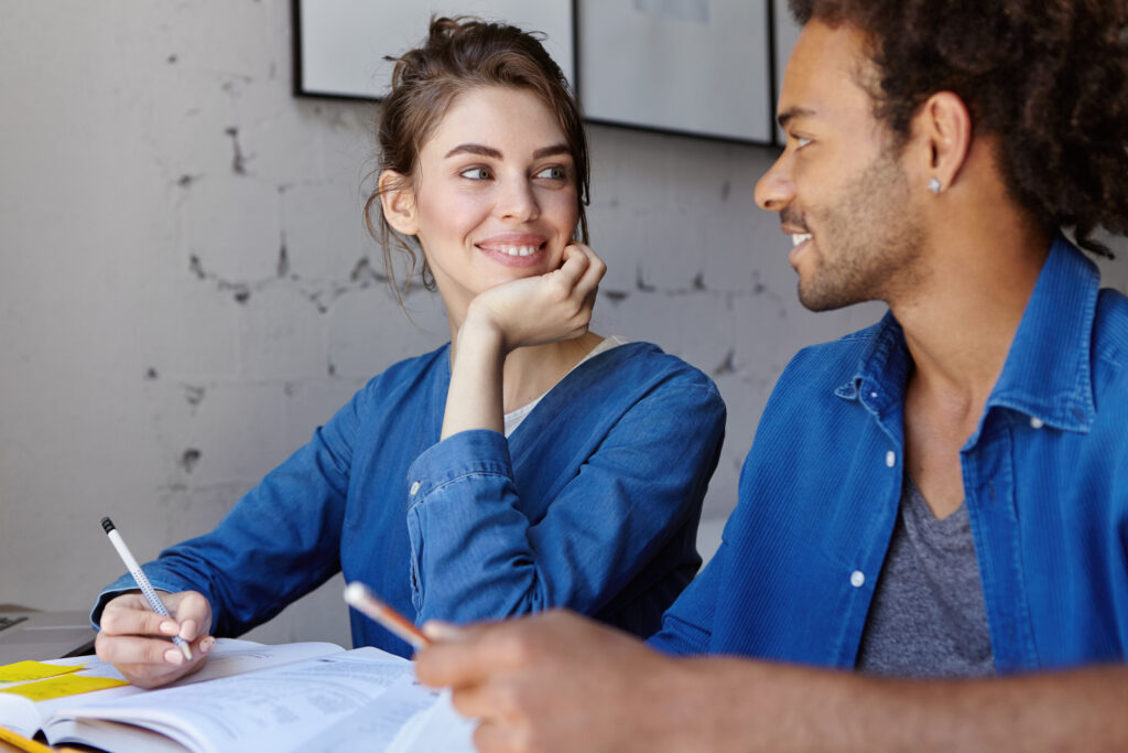 Cours de langue sur Eddwin